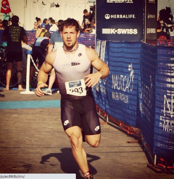 Eric Pellini triathlon finish