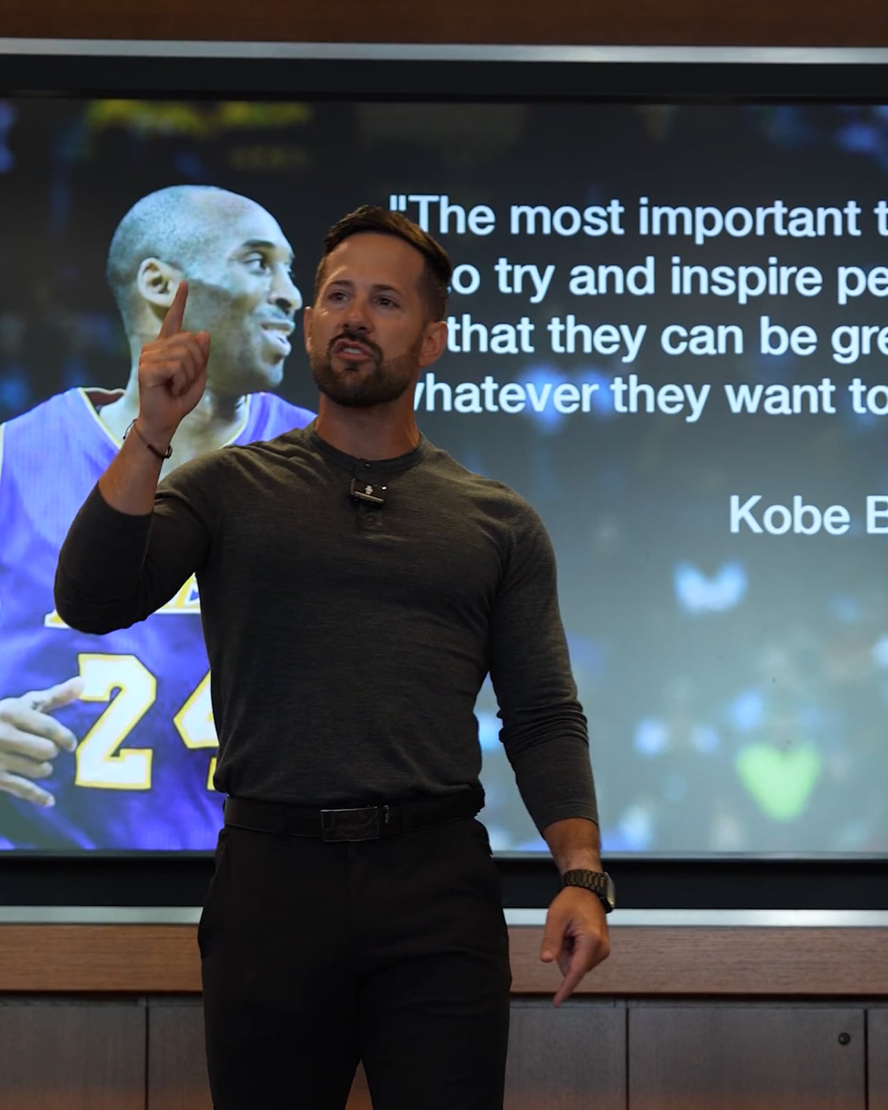 Eric Pellini sharing a story during a presentation